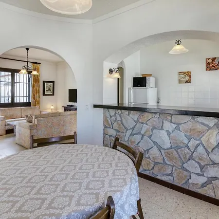 Tordera * إمبوريابرافا